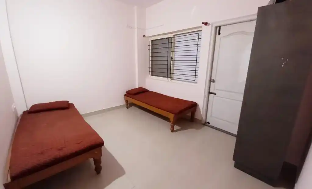 Spring Fields PG For Ladies  - Image 17