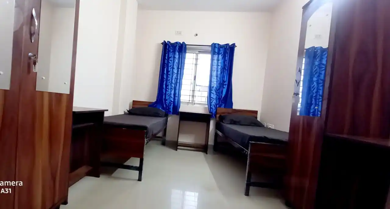 Spring Fields PG For Ladies  - Image 11