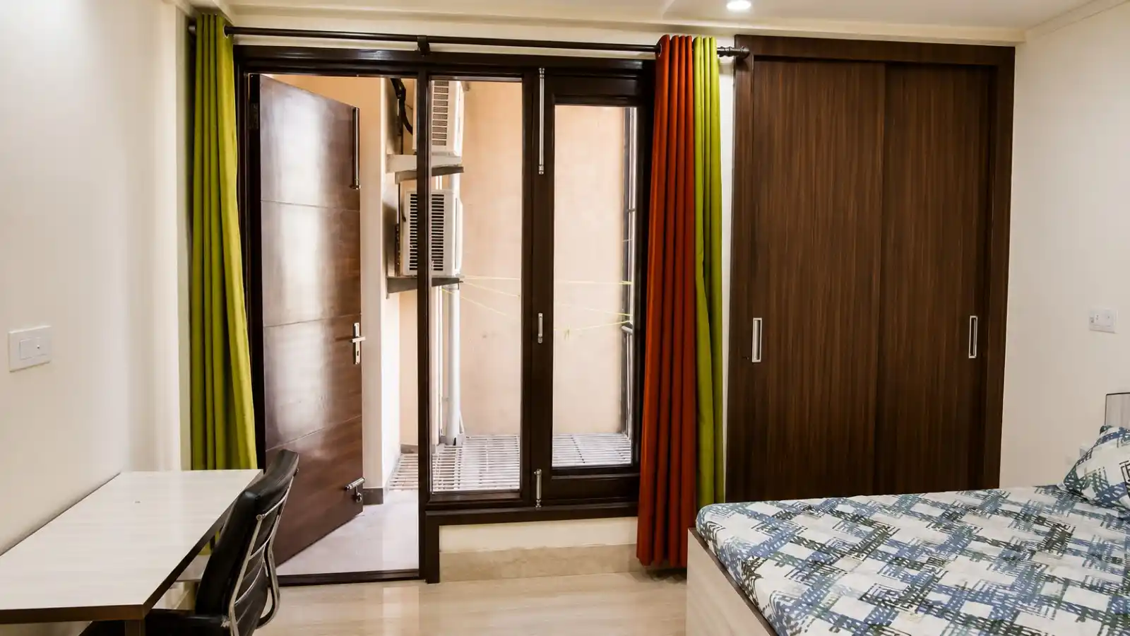 BMB- Titan House Photo 1