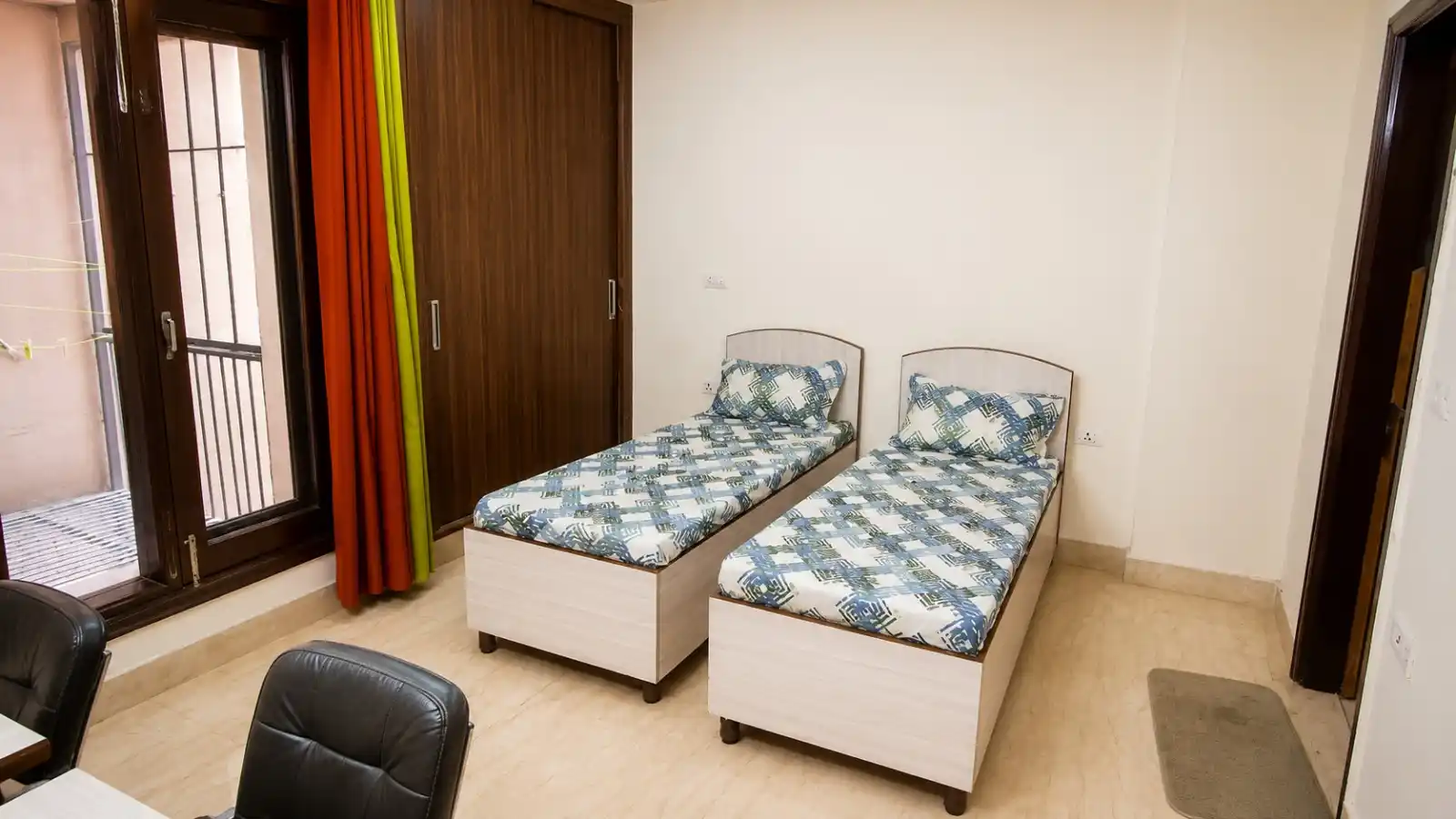 BMB- Titan House - Image 8