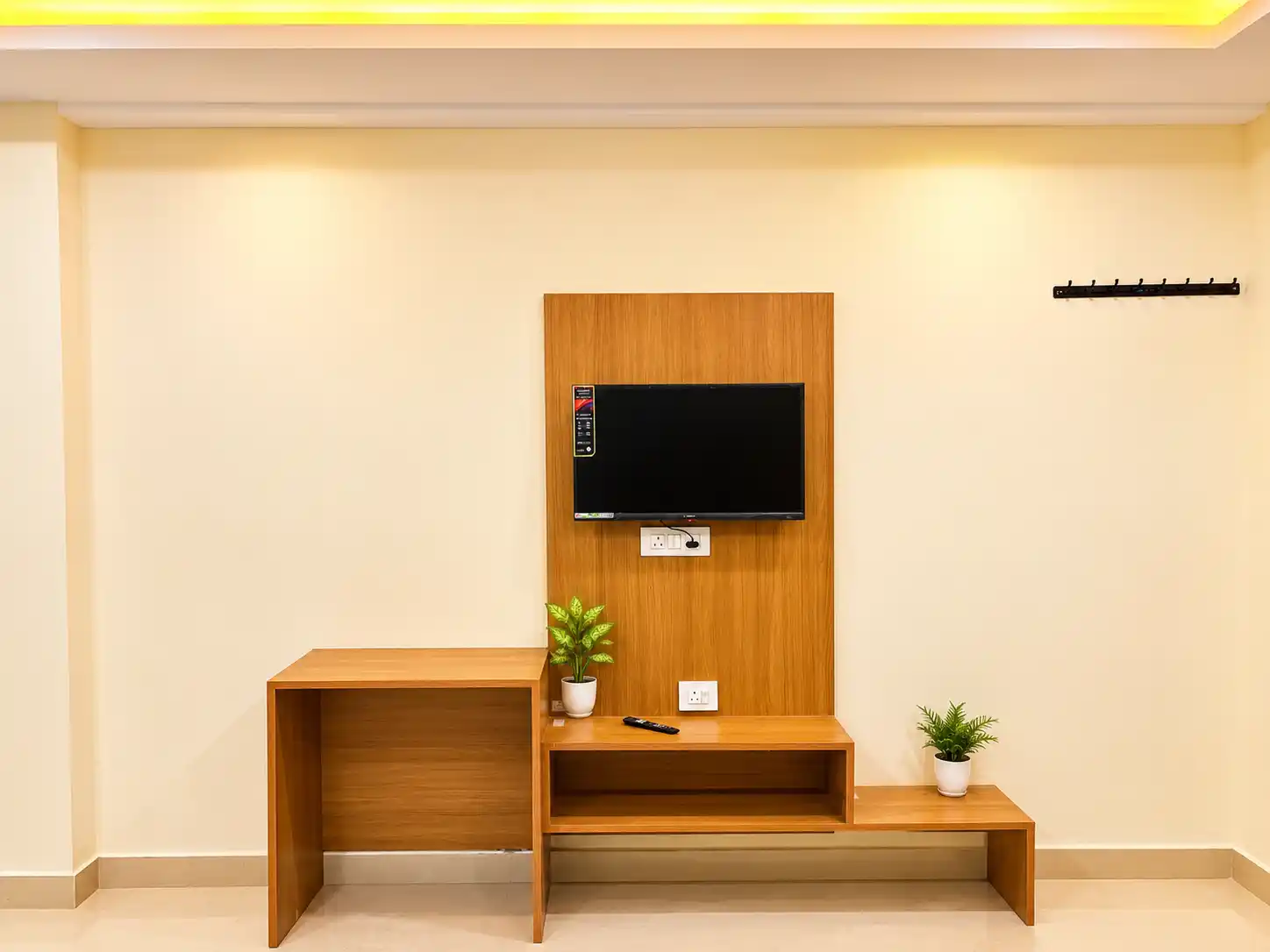 ECHELON EXECUTIVE LIVING - Image 9
