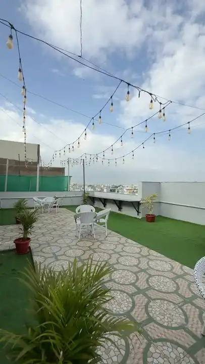 Community life at Echelon 1