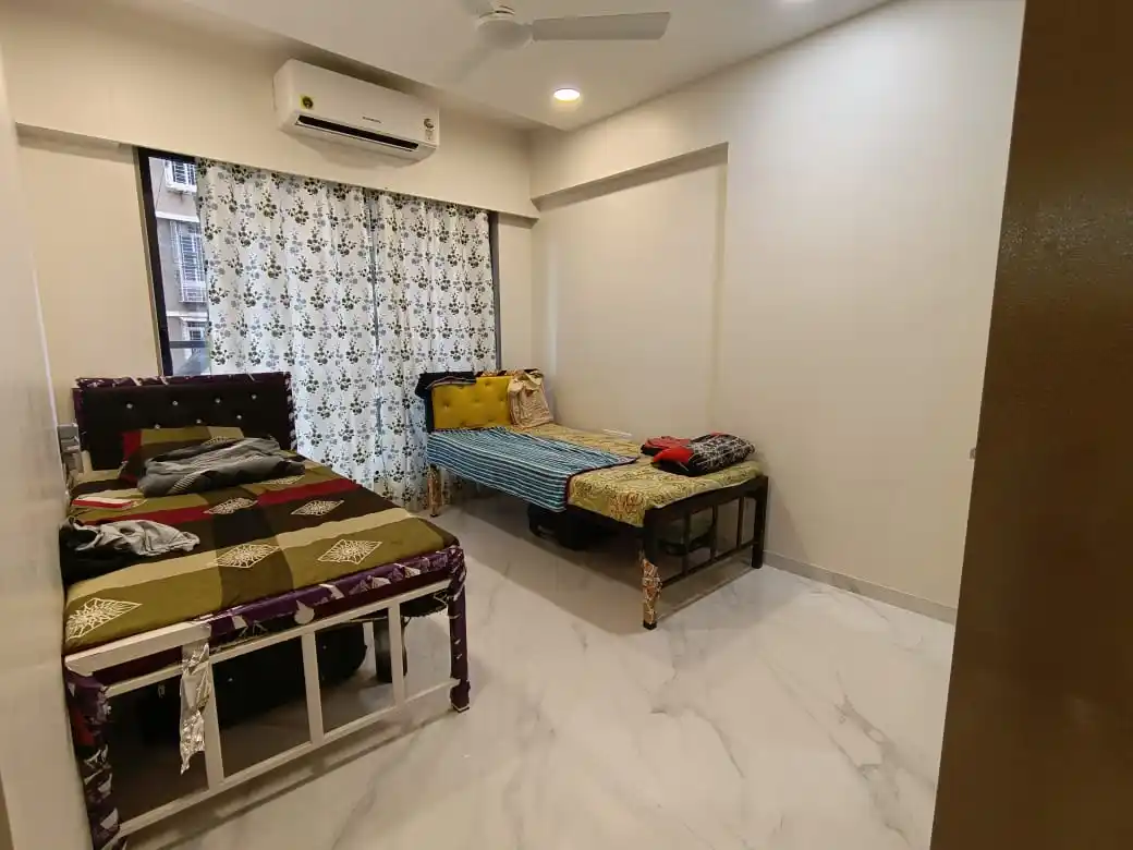 Peak 25 1001 ~ Boys (Vikhroli) - Image 4