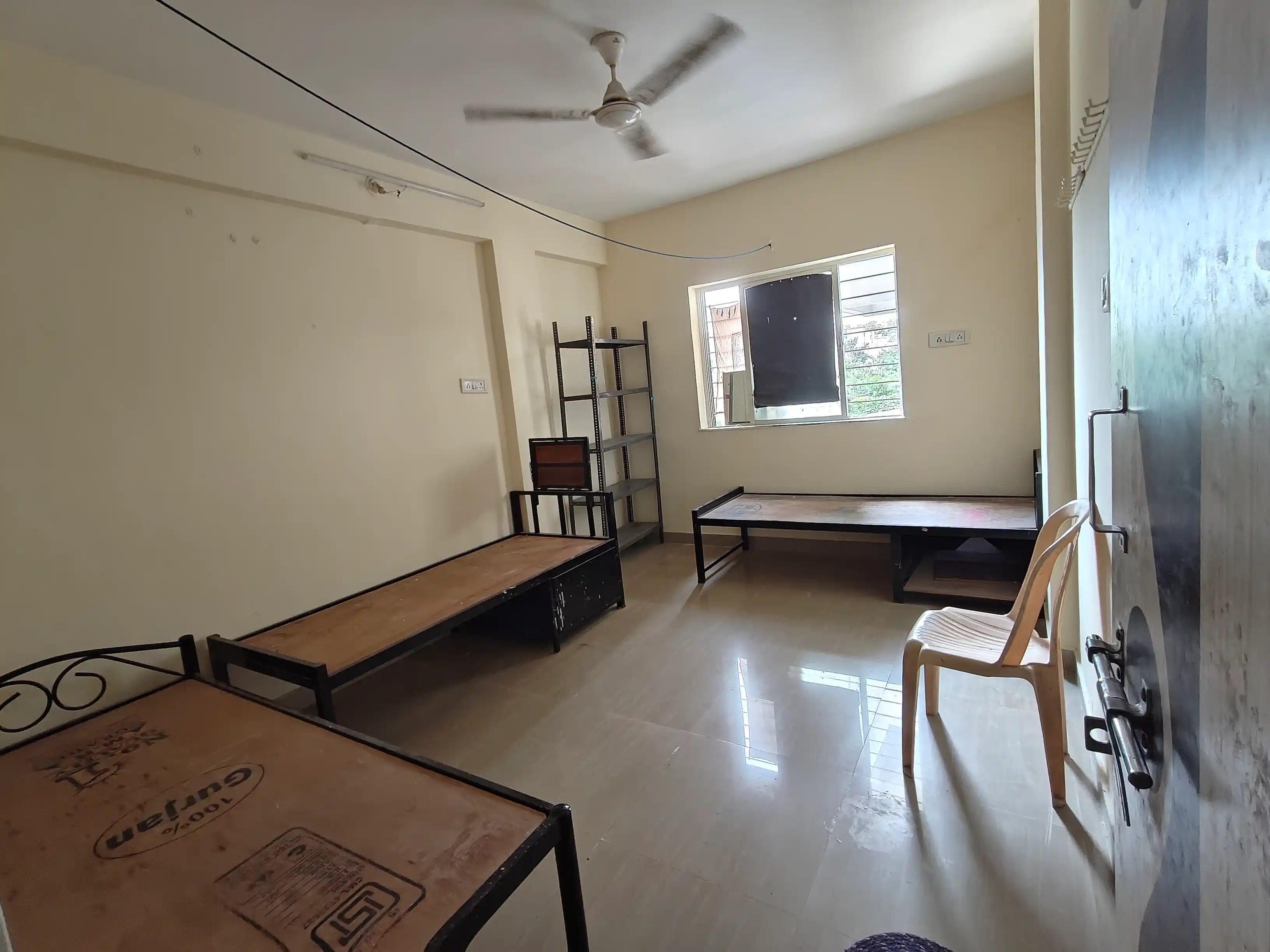 Dhumal Prestige Boys Hostel Photo 2