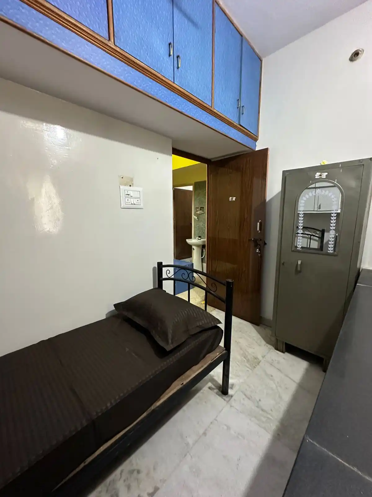 Spring Fields PG For Men Vijayanagar Photo 1